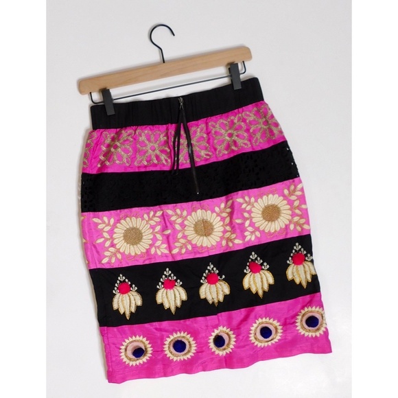 Anthropologie Black and Pink Patterned Skirt - Picture 8 of 15